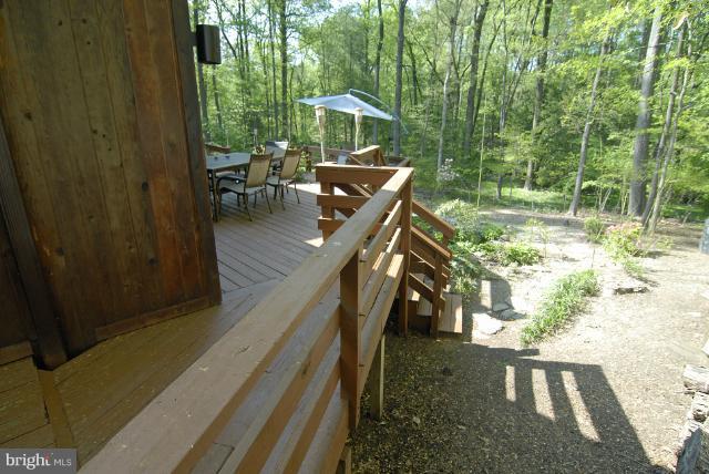 15800 Bond Mill Road Laurel, MD 20707 - Photo 30 of 30 Walk- Around Deck