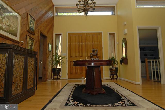 15800 Bond Mill Road Laurel, MD 20707 - Photo 7 of 30 Foyer from Living Rm
