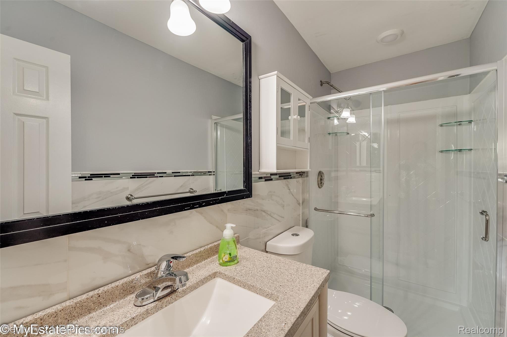 40768 West Mill Rd Court Novi, MI 48375 - Photo 39 of 55 40768 mill rd ct w Novi-45.jpg