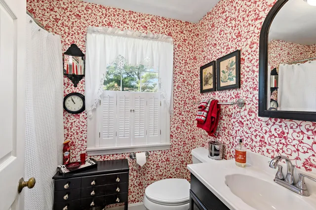 $679,000 | 39 Bennets Neck Drive, Pocasset, MA 02559