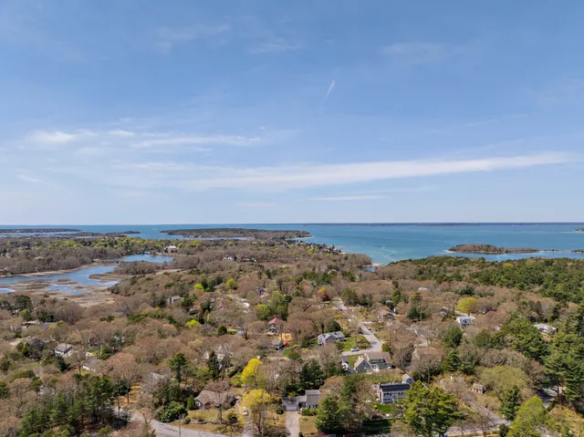 $679,000 | 39 Bennets Neck Drive, Pocasset, MA 02559