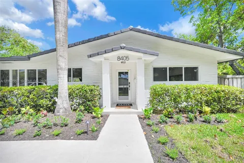 $1,450,000 | 8405 Southwest 144th Street, Palmetto Bay, FL 33158