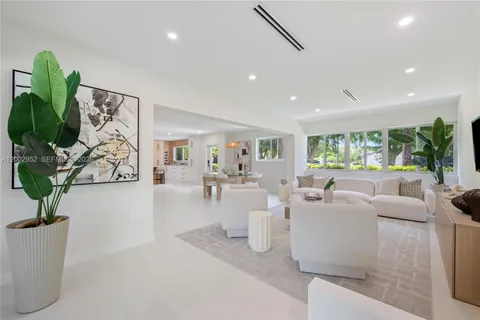 $1,450,000 | 8405 Southwest 144th Street, Palmetto Bay, FL 33158