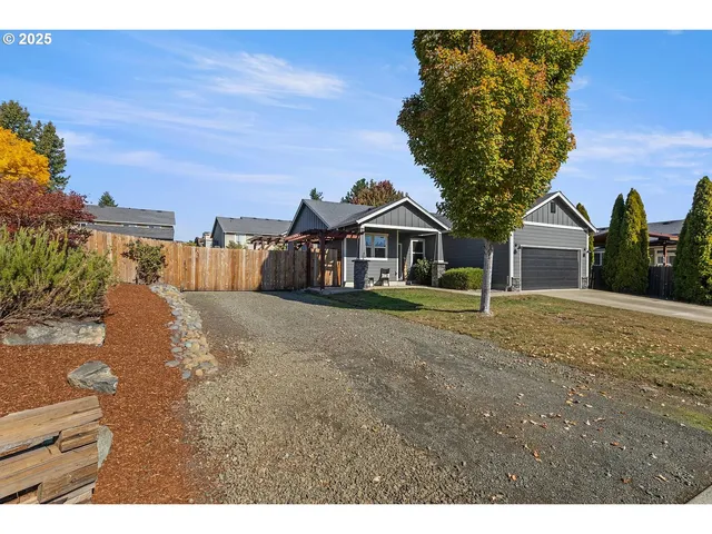 $410,000 | 135 Othello Avenue, Roseburg, OR 97471