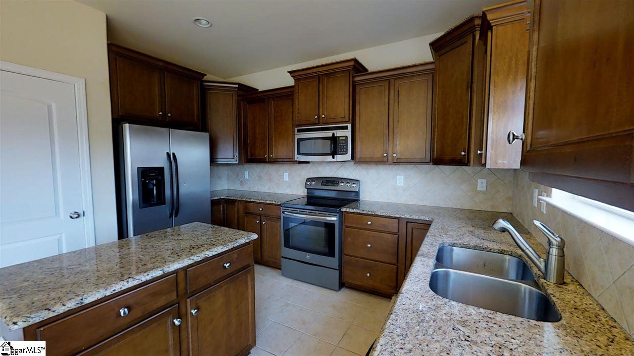 213 Giants Ridge Road Easley, SC 29642 - Photo 10 of 33