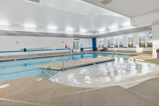 a very nice looking room with many windows