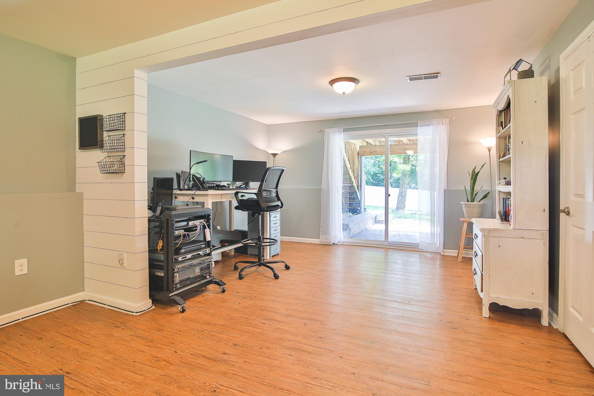 157 Mt Olive Road Flanders, NJ 07836 - Photo 4 of 30 Gallery Image 4
