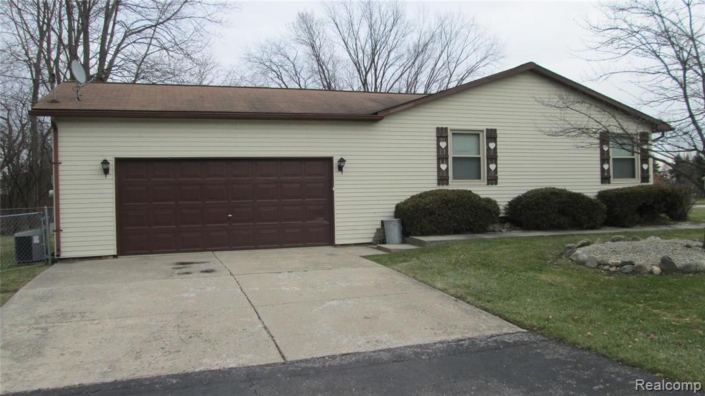 1690 South Boulevard Rochester, MI 48309 - Photo 5 of 24