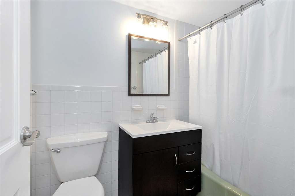 31 Harris Street, Unit 302 Brookline, MA 02446 - Photo 11 of 18