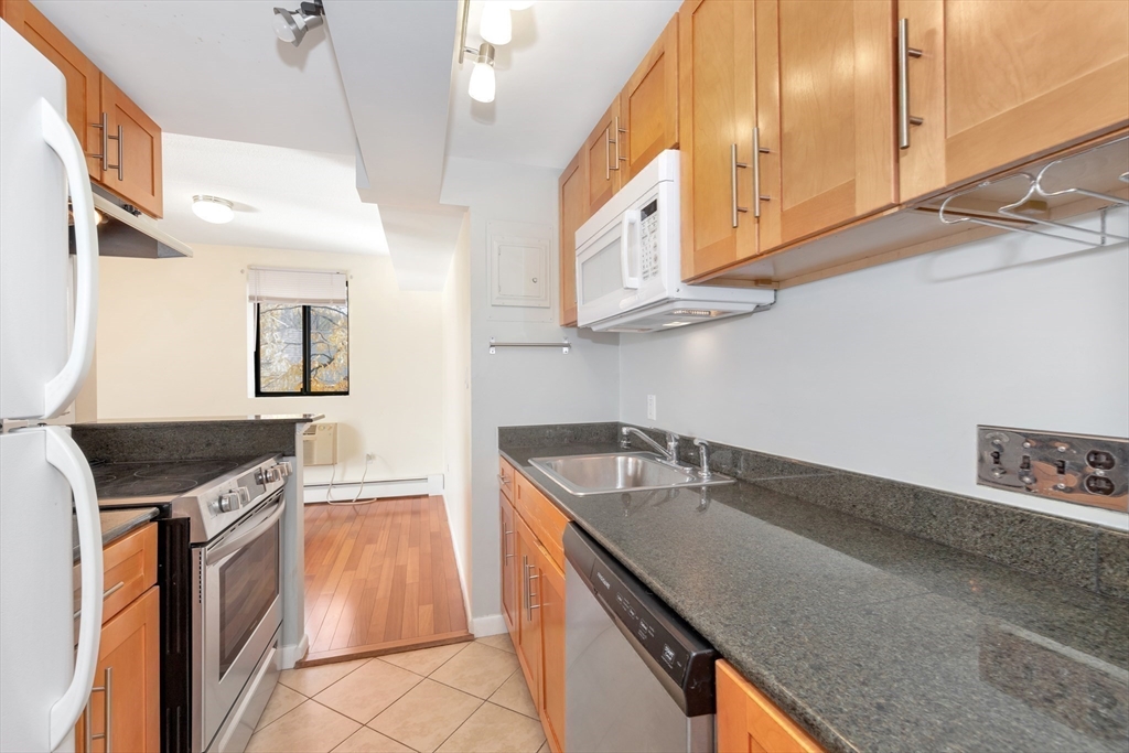 31 Harris Street, Unit 302 Brookline, MA 02446 - Photo 7 of 18