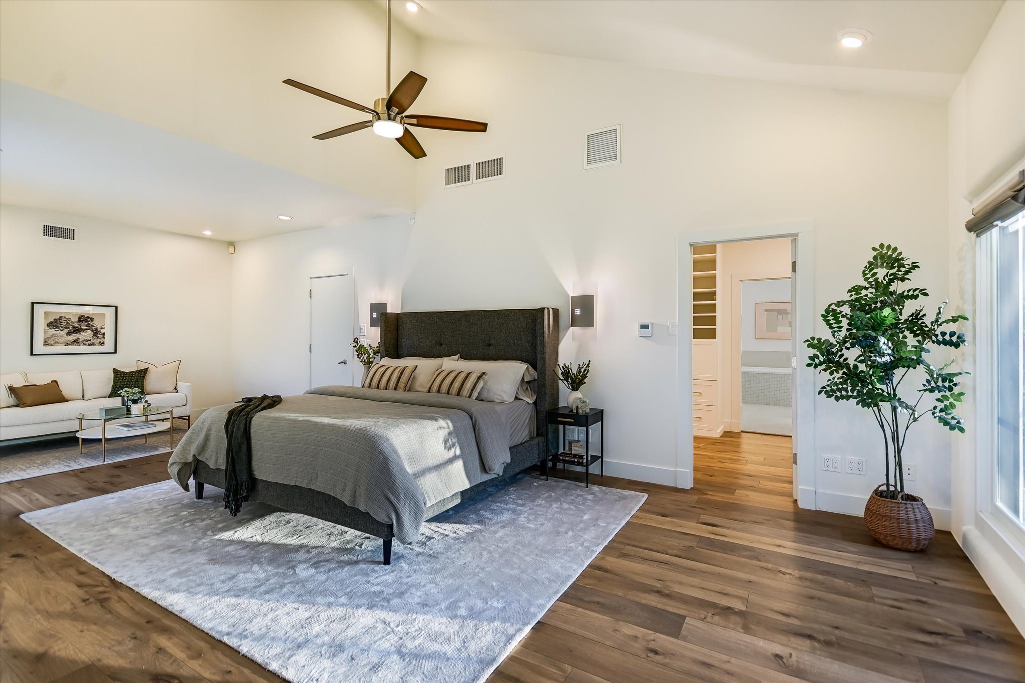 14 Rob Roy Road Austin, TX 78746 - Photo 22 of 40 The primary suite features a spacious sitting area