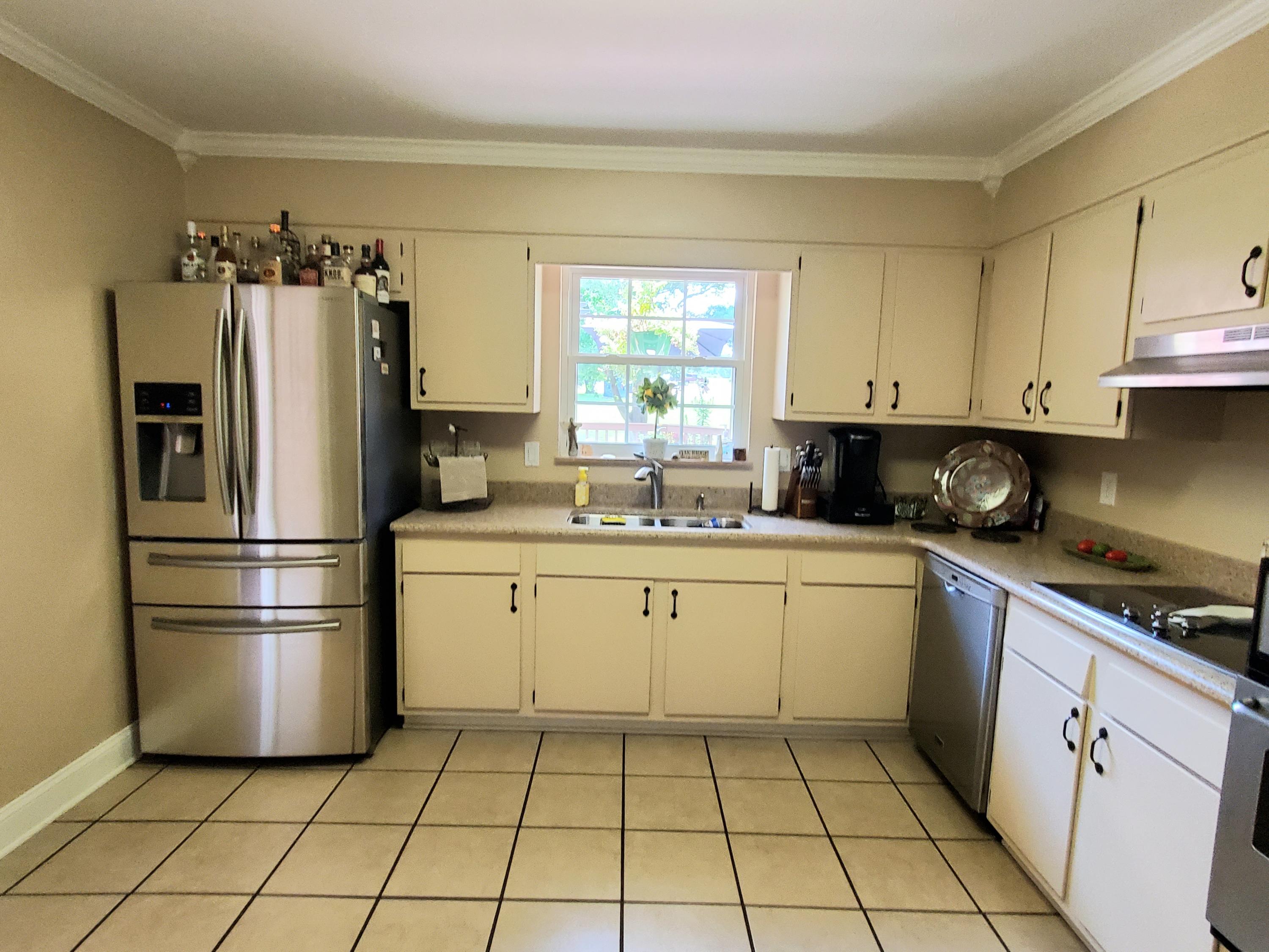 265 Iroquois Road Oak Ridge, TN 37830 - Photo 14 of 28 Kitchen
