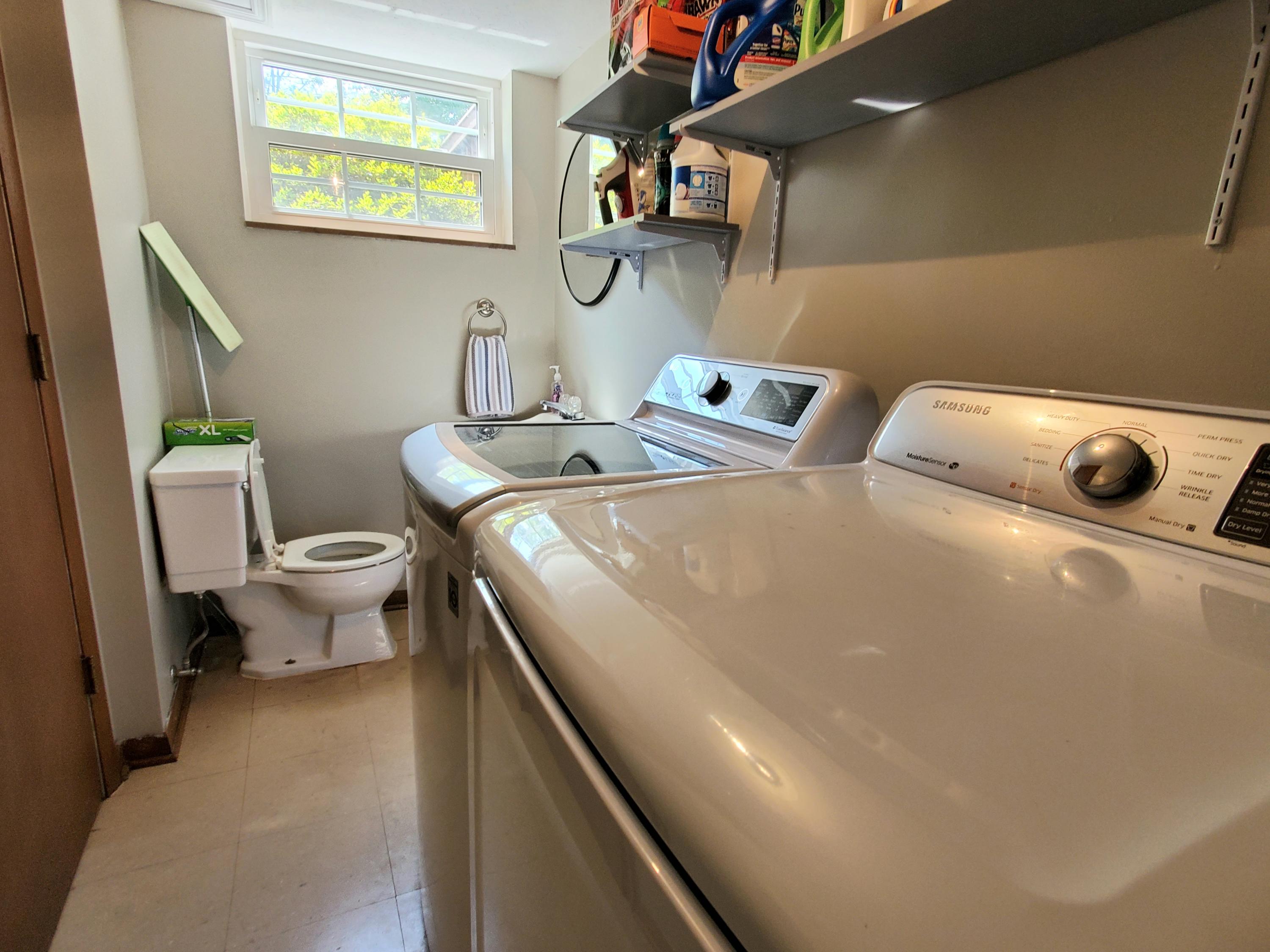 265 Iroquois Road Oak Ridge, TN 37830 - Photo 25 of 28 Laundry