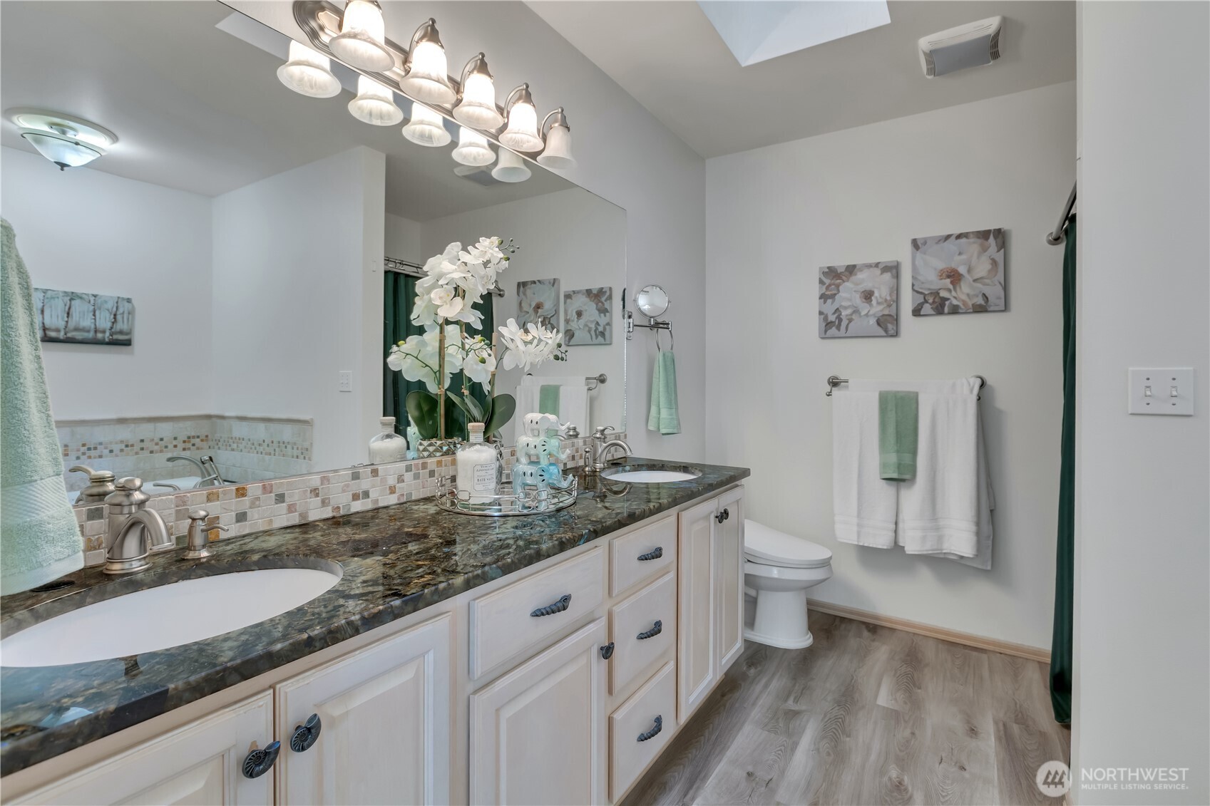 2604 Vincent Way Bremerton, WA 98312 - Photo 18 of 37