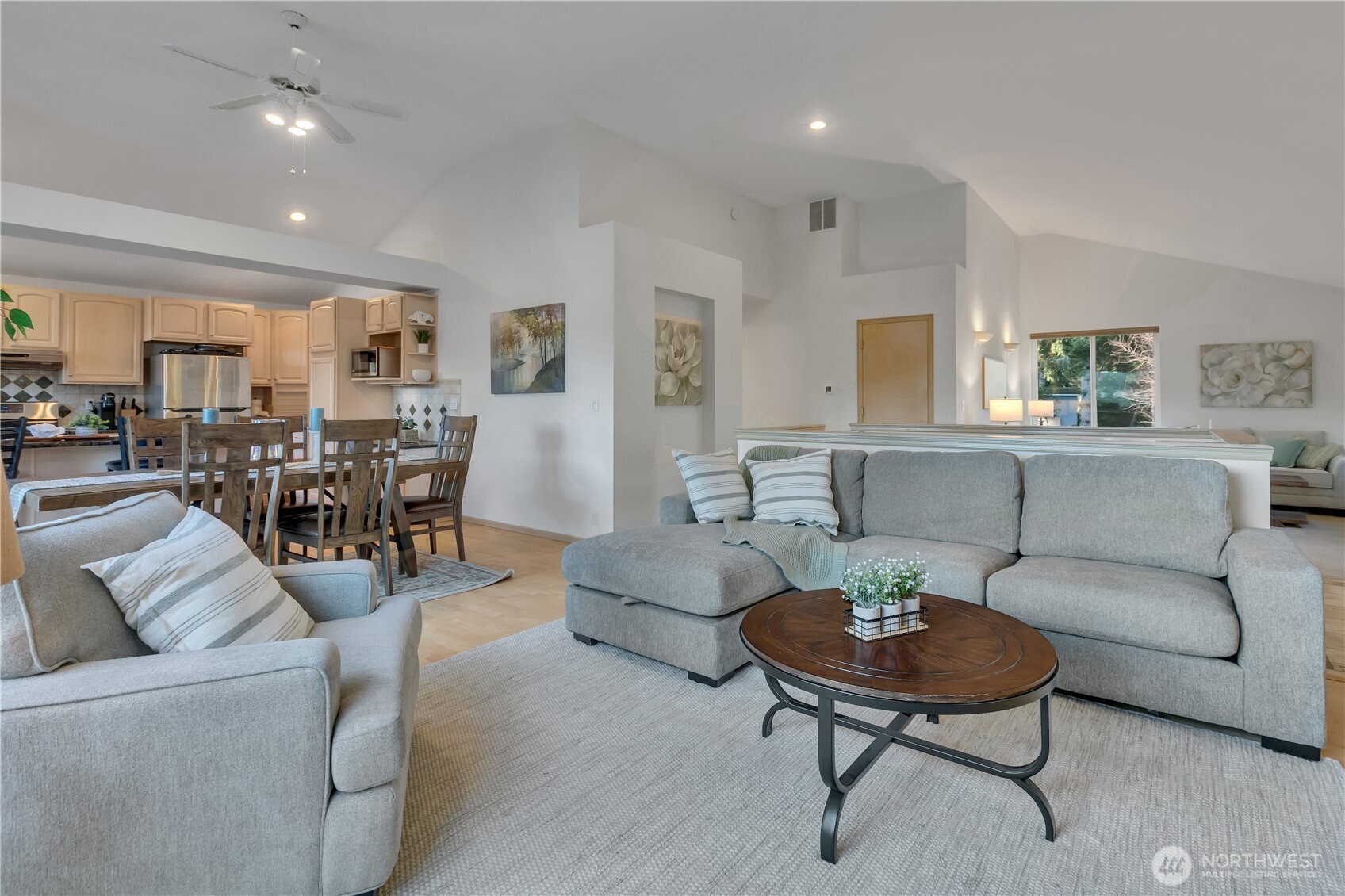 2604 Vincent Way Bremerton, WA 98312 - Photo 7 of 37