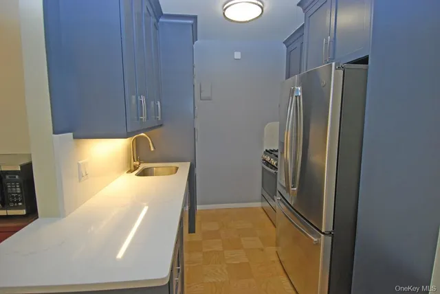 a view of walk in closet