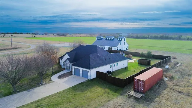 $1,800,000 | 1012 Farm To Market 36, Greenville, TX 75401