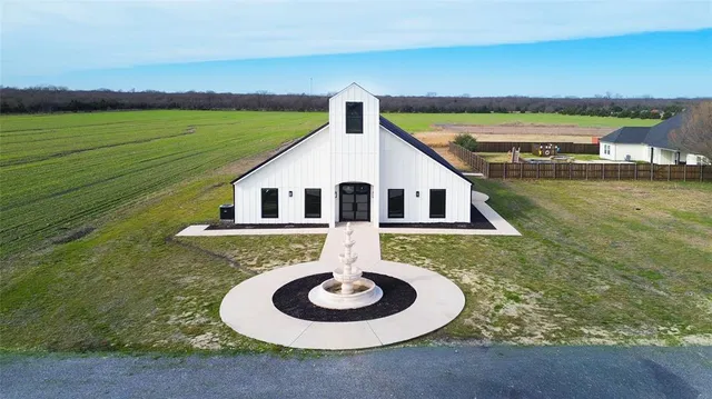 $1,800,000 | 1012 Farm To Market 36, Greenville, TX 75401