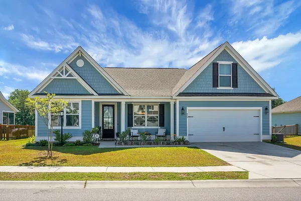 $469,000 | 658 Black Pine Road, Moncks Corner, SC 29461