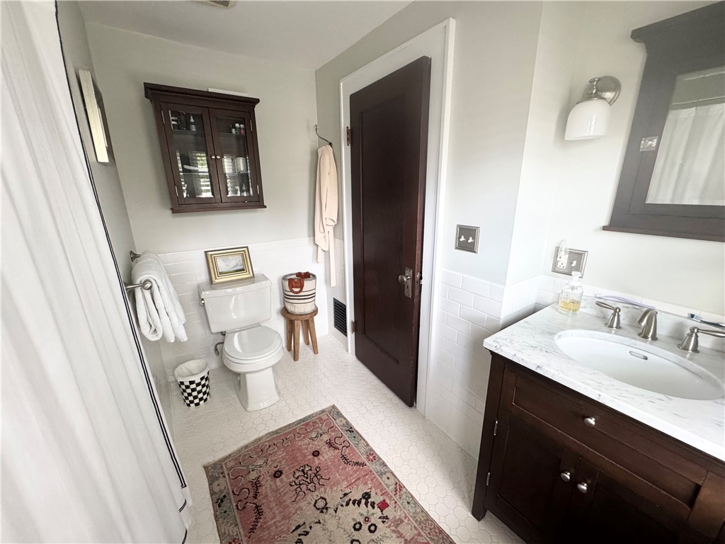 244 East Genesee Street Auburn, NY 13021 - Photo 32 of 47