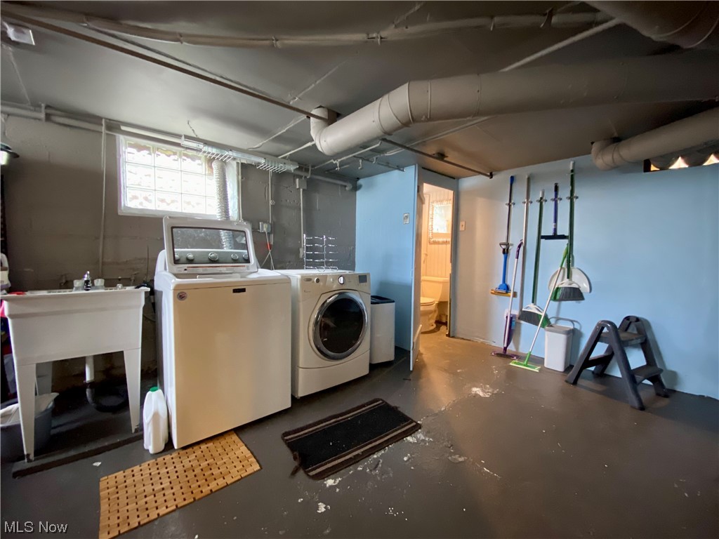 2203 Barrington Road Cleveland, OH 44118 - Photo 33 of 35 Gallery Image 33