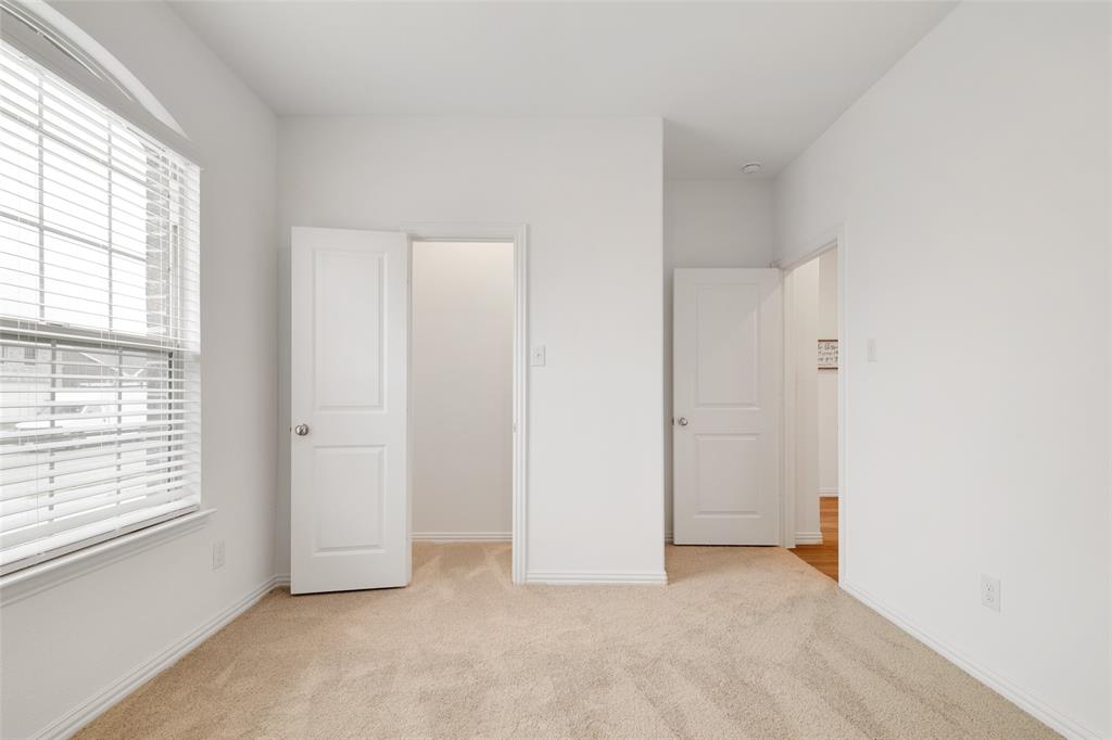 3025 Riddler Way Little Elm, TX 75068 - Photo 10 of 30