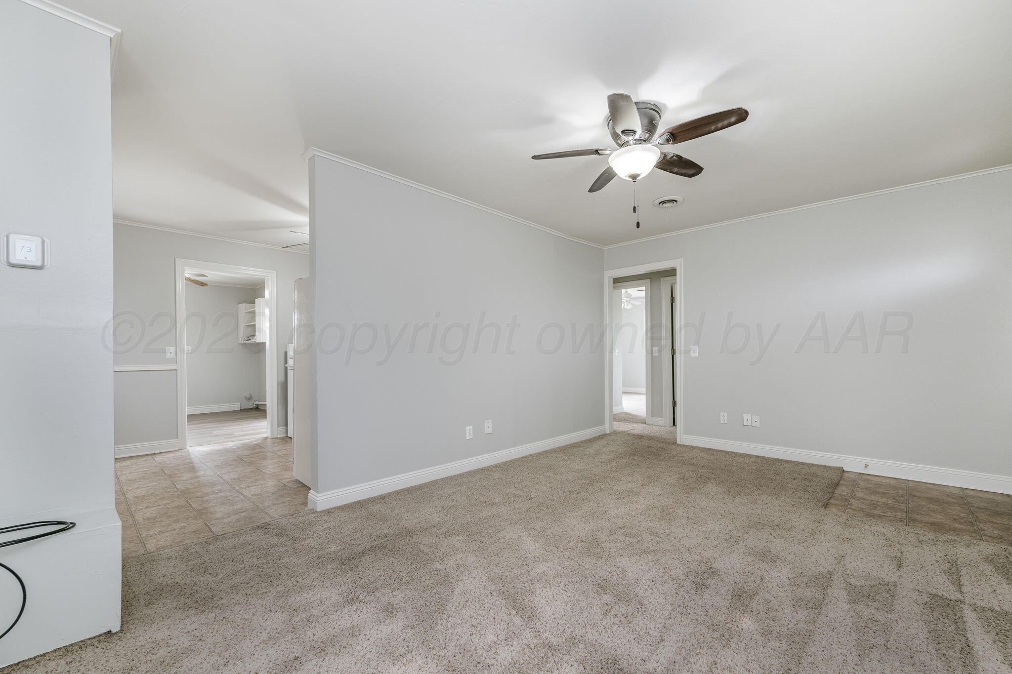 911 West 3rd Street Canyon, TX 79015 - Photo 5 of 18 Living Room