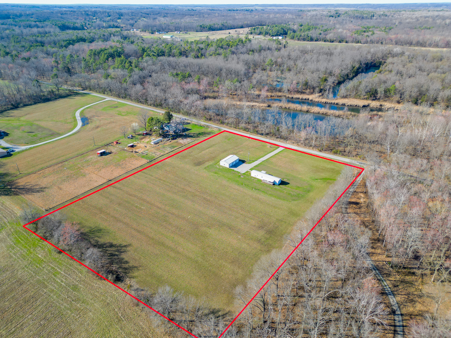 24555 Legion Road Stonefort, IL 62987 - Photo 3 of 41