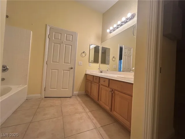 $1,950 | 8841 Blue Wolf Street, Las Vegas, NV 89123