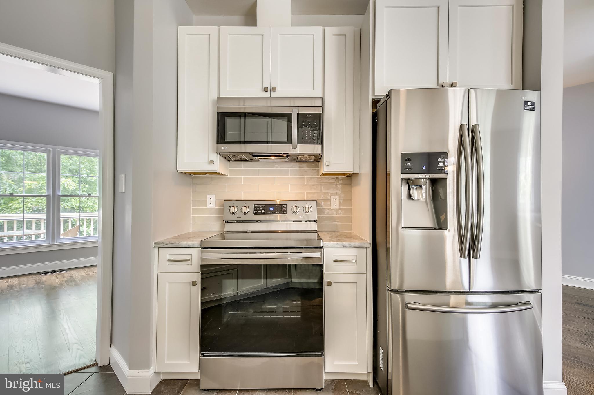 1380 Heritage Oak Way Reston, VA 20194 - Photo 15 of 59