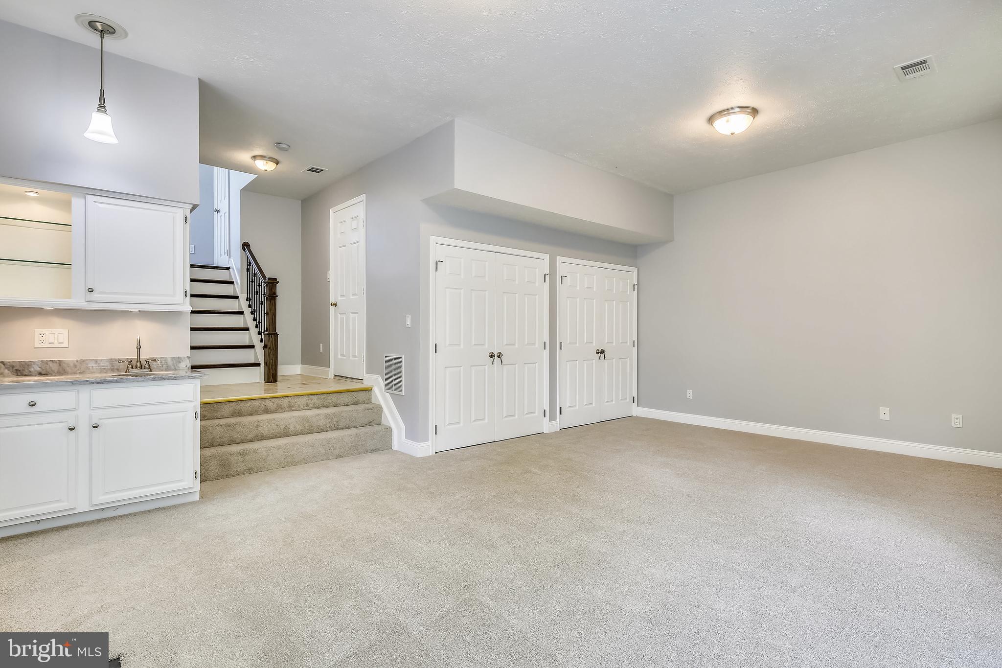 1380 Heritage Oak Way Reston, VA 20194 - Photo 22 of 59 Rec Room Lower level