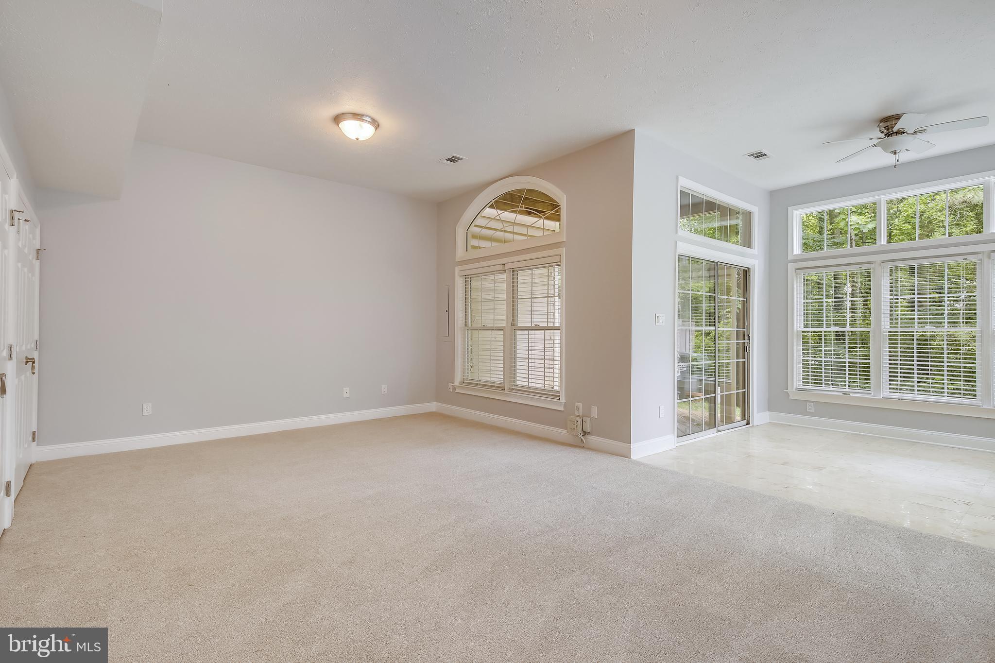 1380 Heritage Oak Way Reston, VA 20194 - Photo 25 of 59