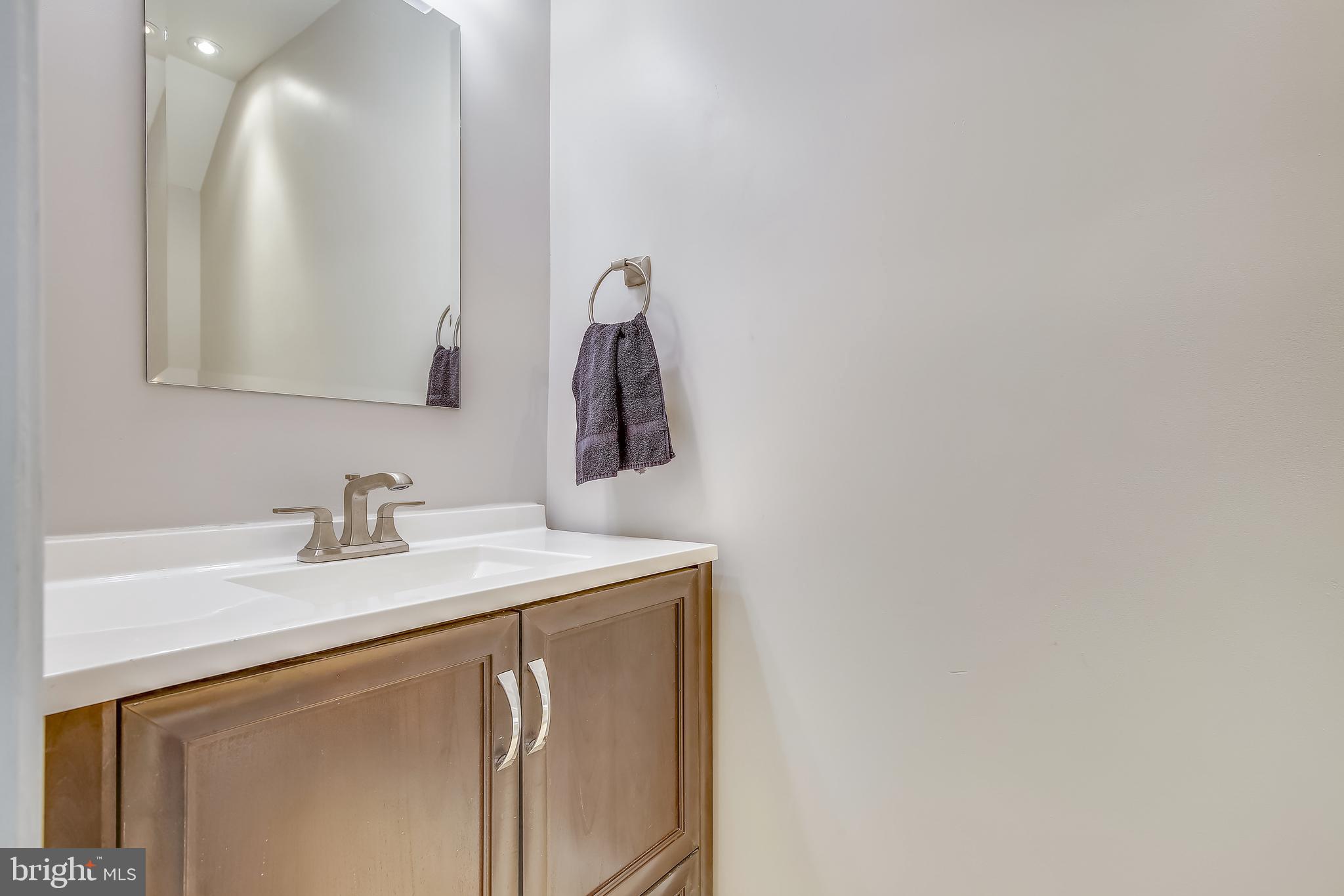 1380 Heritage Oak Way Reston, VA 20194 - Photo 27 of 59 Powder Room Garage -Rec Room Level