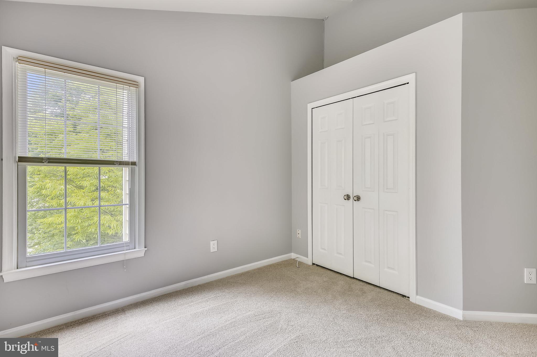 1380 Heritage Oak Way Reston, VA 20194 - Photo 43 of 59