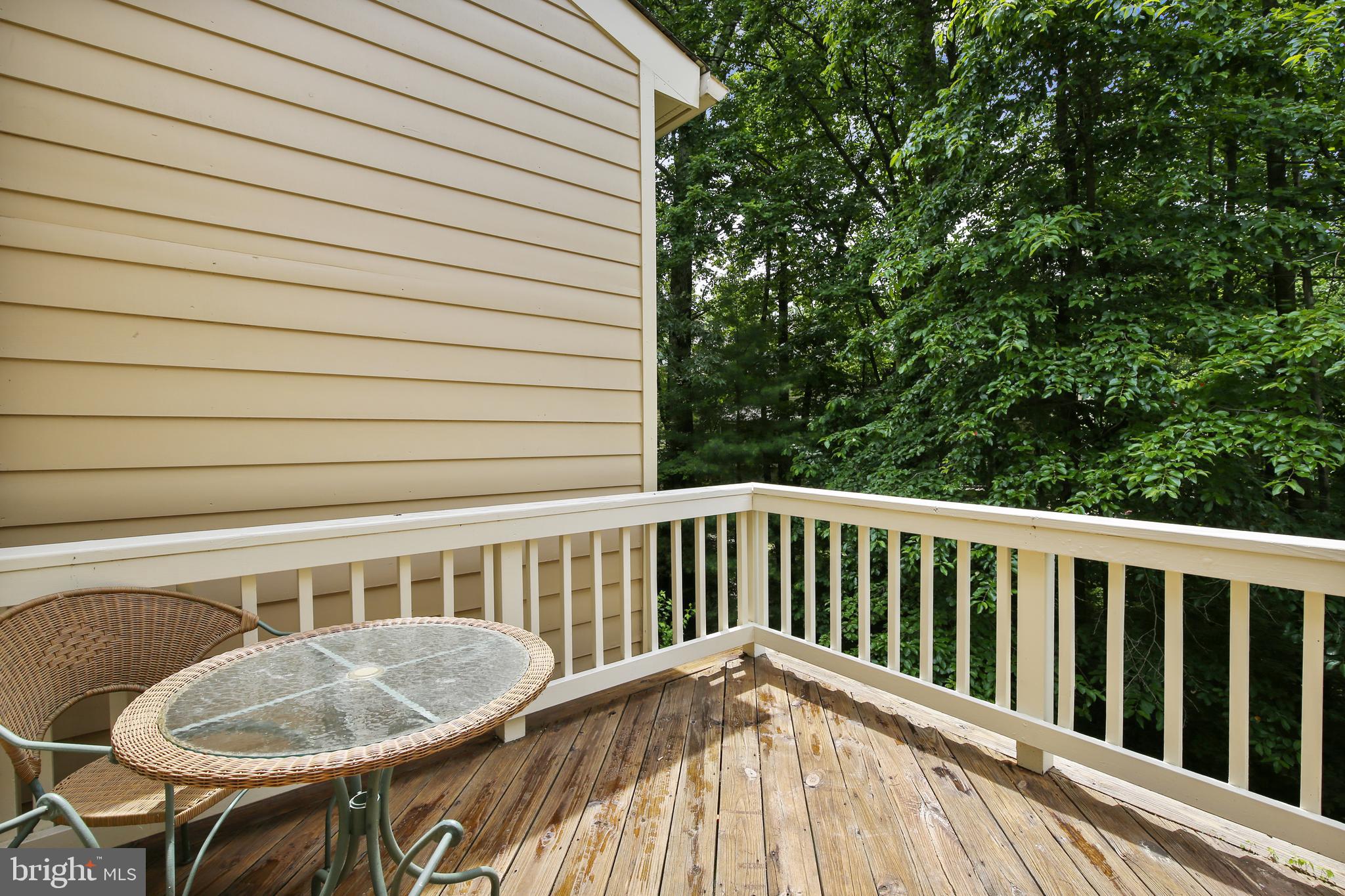 1380 Heritage Oak Way Reston, VA 20194 - Photo 51 of 59 Deck off the Living-Dining Room