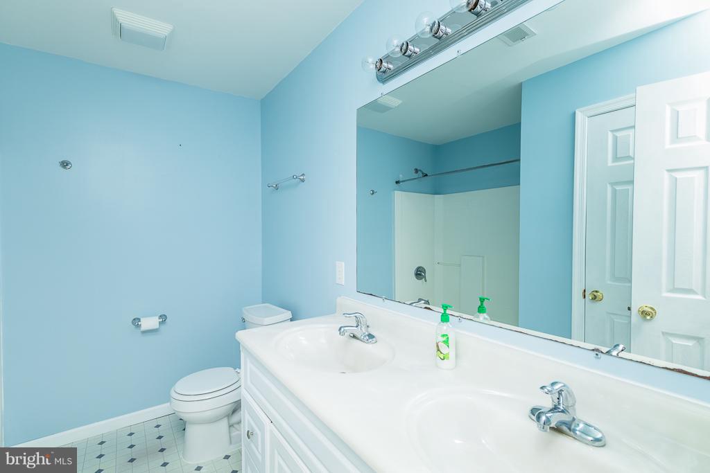 17428 Shumans Road Ruther Glen, VA 22546 - Photo 24 of 30 Bath