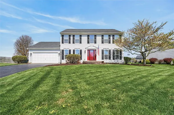$399,900 | 22 Nuthatch Drive, Henrietta, NY 14586