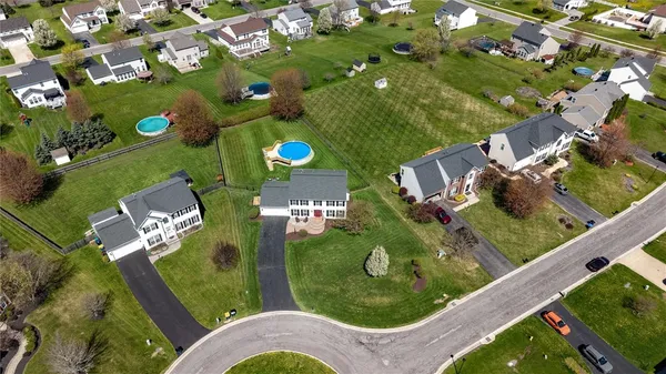 $399,900 | 22 Nuthatch Drive, Henrietta, NY 14586
