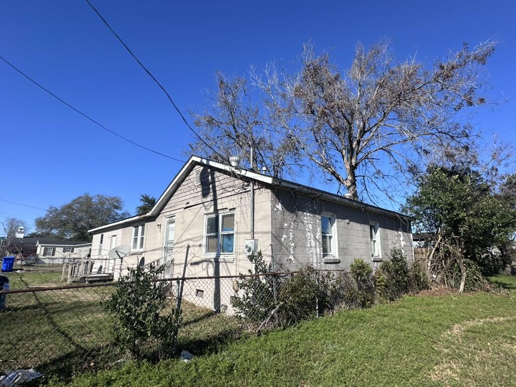 2858 Appleton Avenue North Charleston, SC 29405 - Photo 4 of 14 6CBC30FC-DBAA-4397-B925-76BFF561D720_1_1