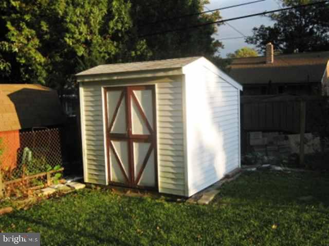 27 Fargreen Road Camp Hill, PA 17011 - Photo 13 of 15 Gallery Image 13