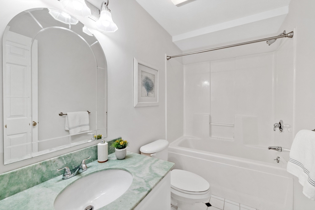 7 Conant Road, Unit 34 Winchester, MA 01890 - Photo 28 of 36 Gallery Image 28