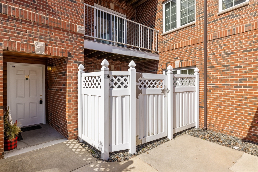 7 Conant Road, Unit 34 Winchester, MA 01890 - Photo 34 of 36 Gallery Image 34