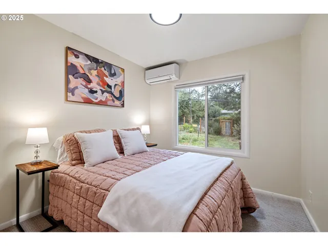 $560,000 | 3569 Willamette Street, Eugene, OR 97405