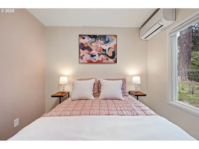 $560,000 | 3569 Willamette Street, Eugene, OR 97405