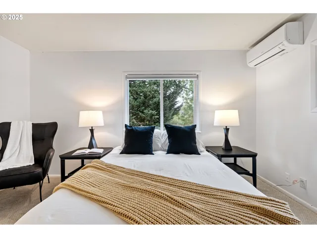 $560,000 | 3569 Willamette Street, Eugene, OR 97405