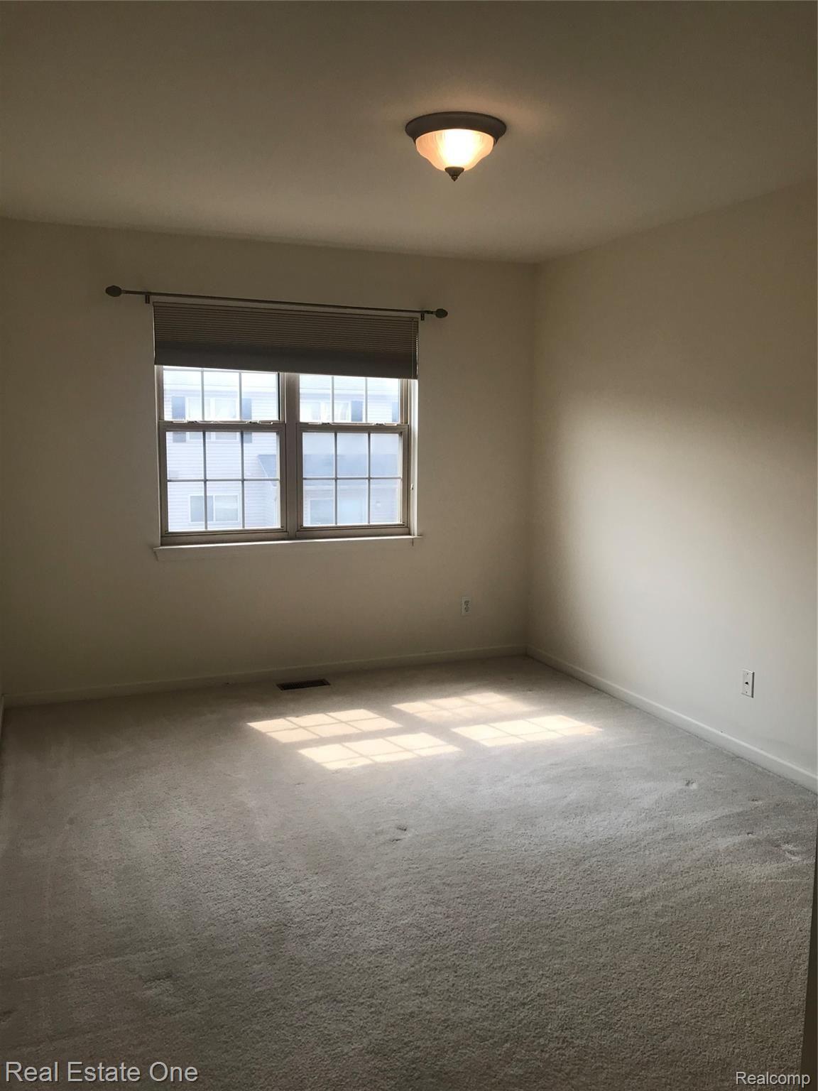 16918 Farmington Road Livonia, MI 48154 - Photo 15 of 21 BEDROOM W/BTHRM