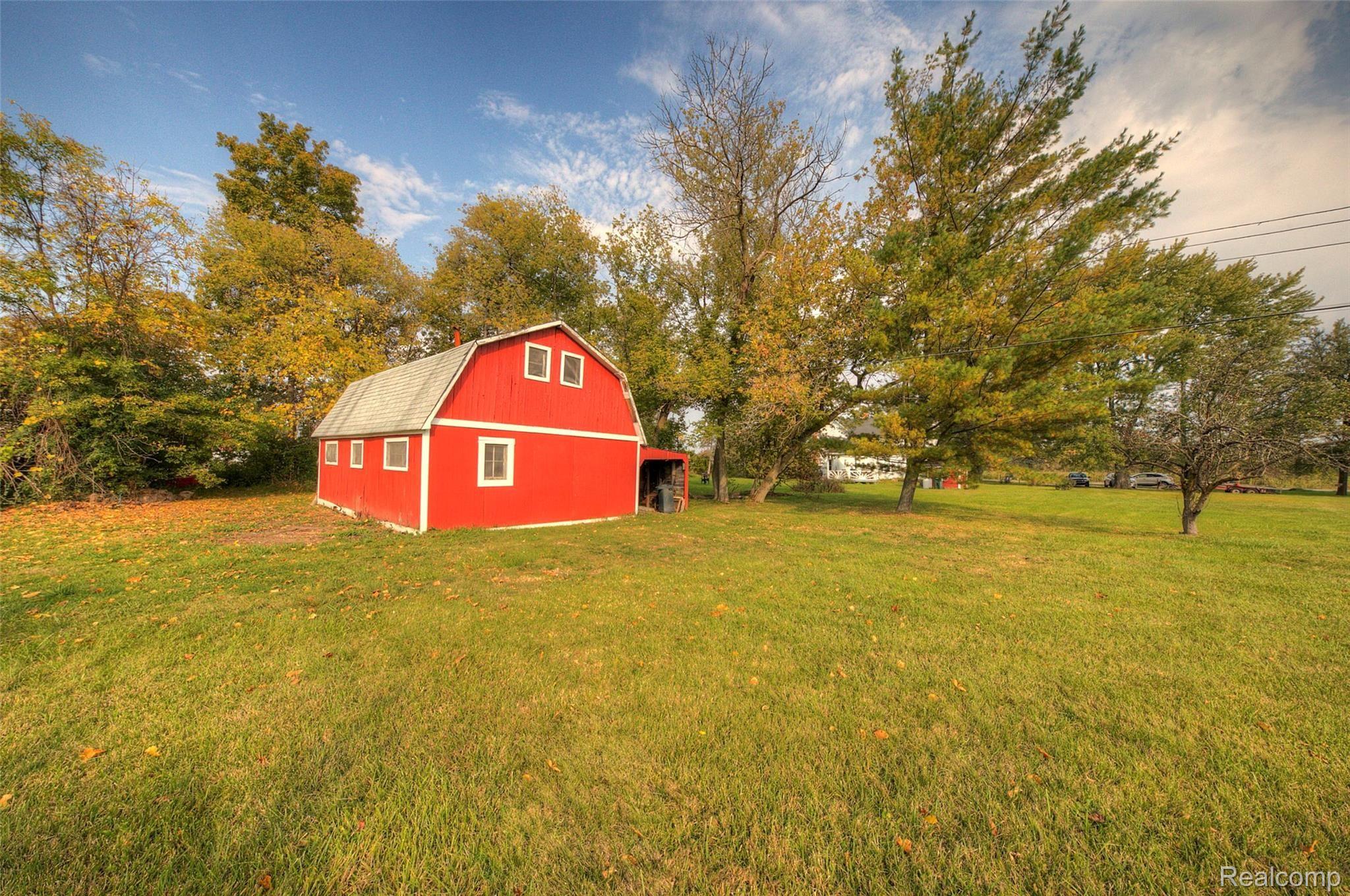 50025 Geddes Road Canton, MI 48188 - Photo 47 of 48 47 Pole Barn.jpg