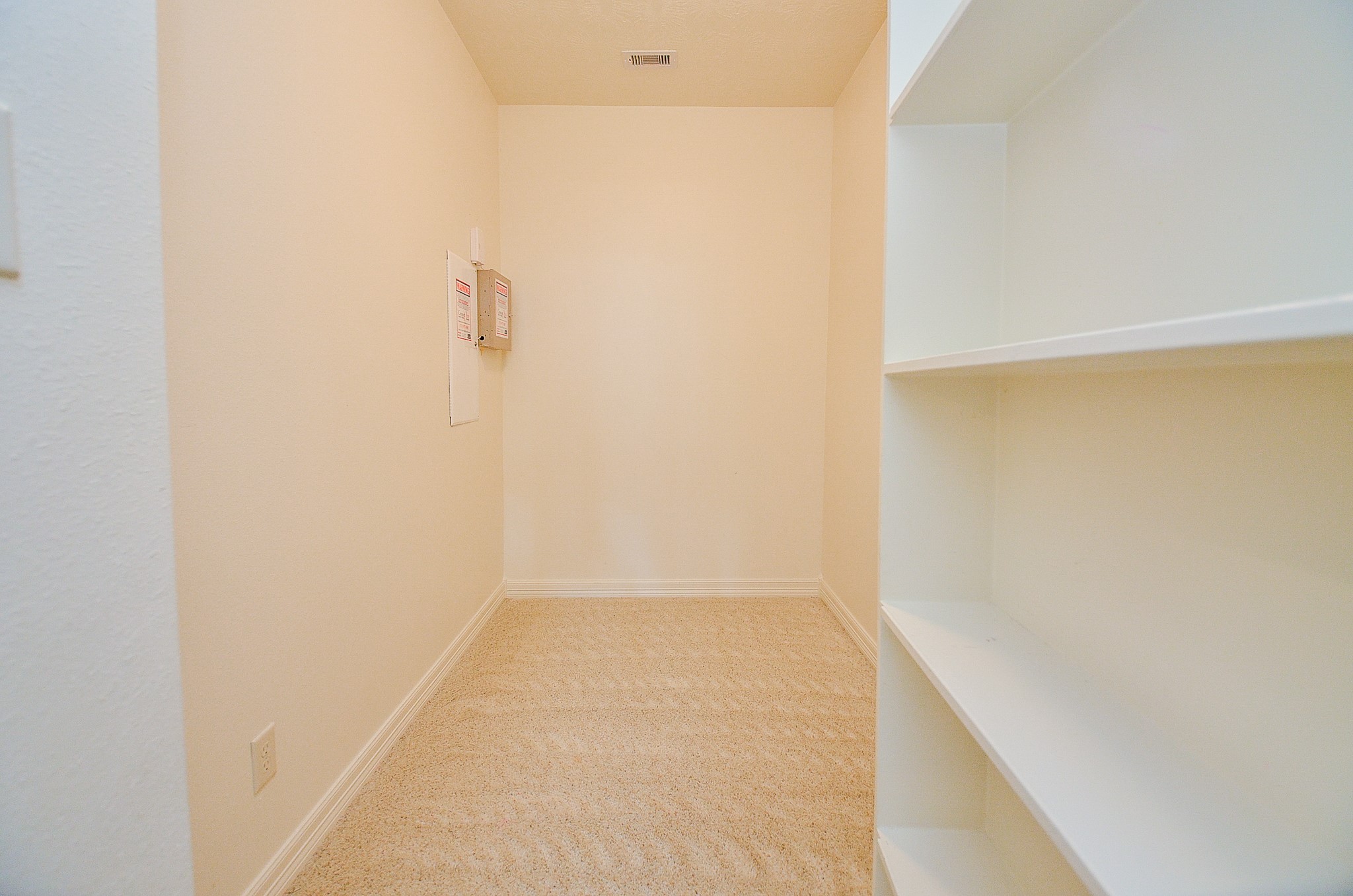 27914 Hunters Rock Lane Katy, TX 77494 - Photo 22 of 32 a view of small space