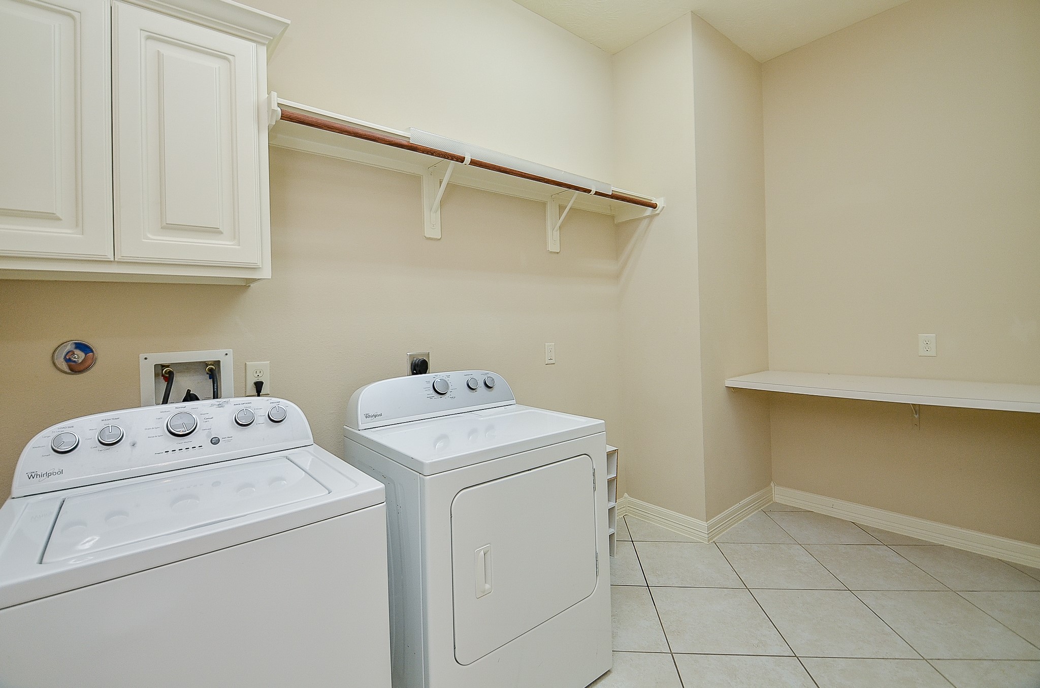 27914 Hunters Rock Lane Katy, TX 77494 - Photo 31 of 32 a utility room with dryer and washer