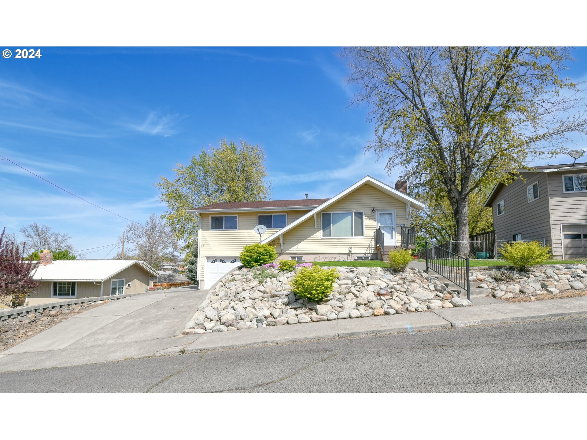 3321 Southwest Kirk Avenue Pendleton, OR 97801 - Photo 2 of 48 Gallery Image 2